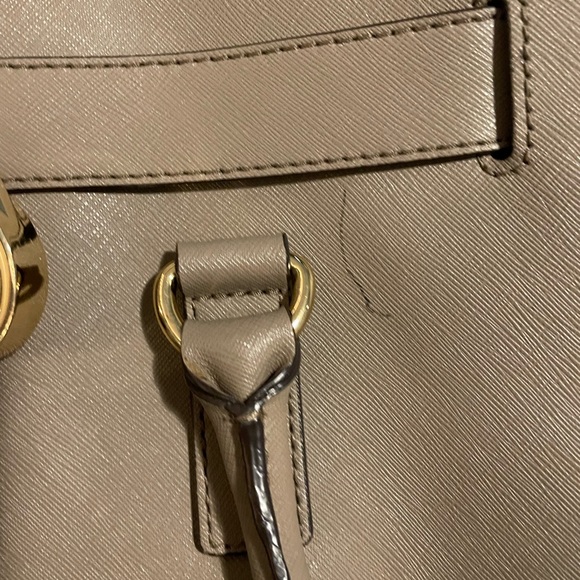 Authentic Michael Kors Purse - Picture 2 of 2